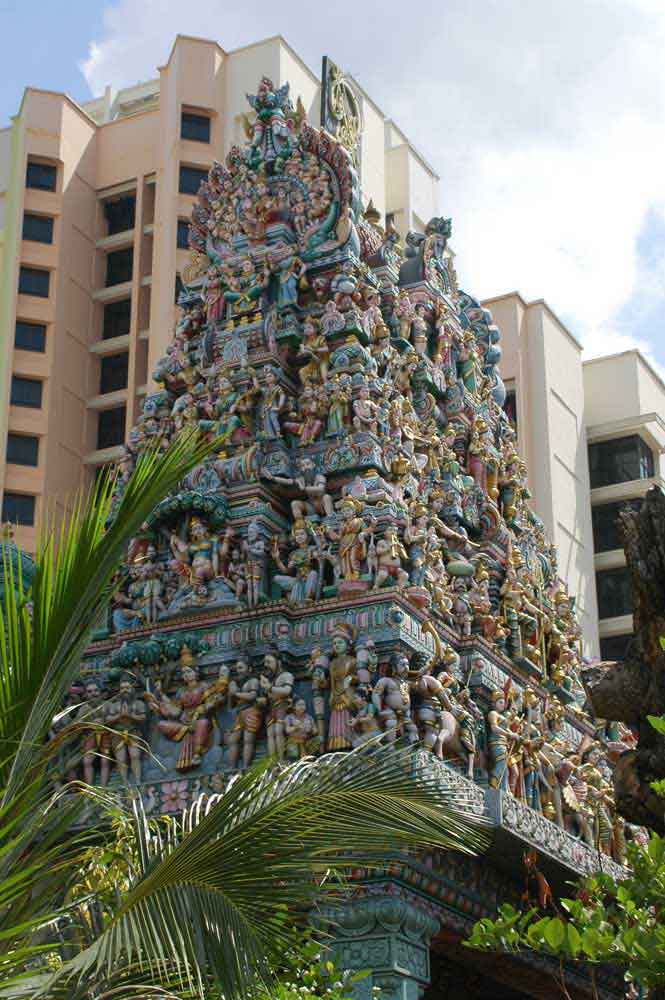 17 - Rep. de Singapur - Singapur, little India, templo de Sri Veeramakaliamman